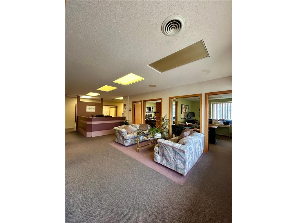 304 Keller Ave N - 2